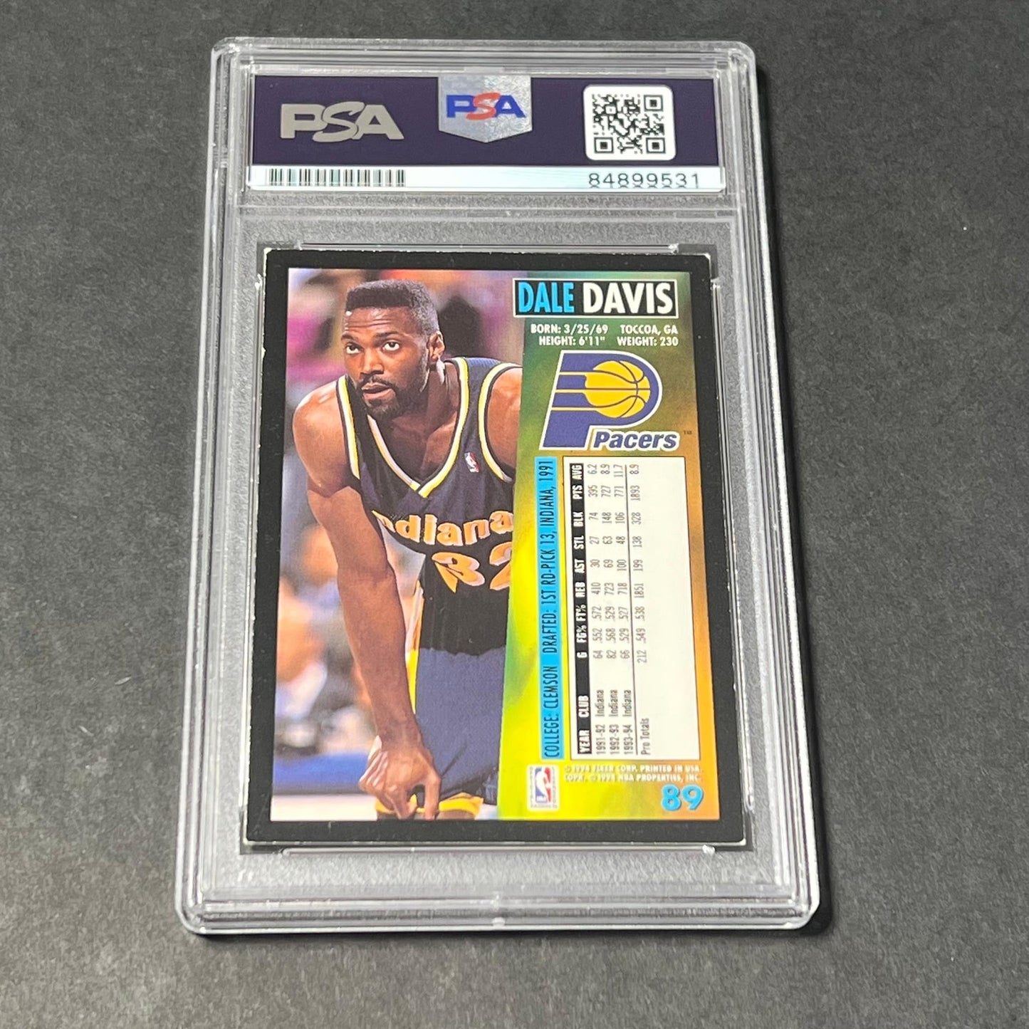 1993-94 Fleer #89 Dale Davis Signed Card PSA Slabbed Pacers