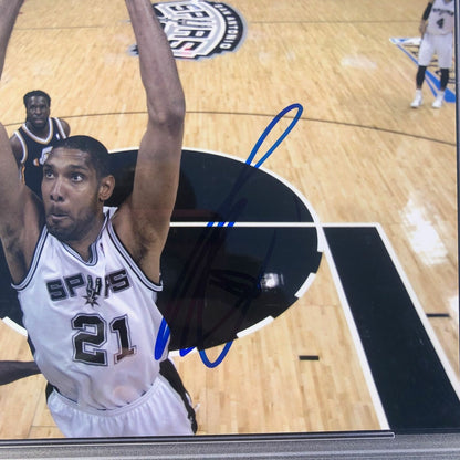 Tim Duncan signed 8x10 photo PSA Encapsulated Auto Grade 10 PSA 10 Gem Mint