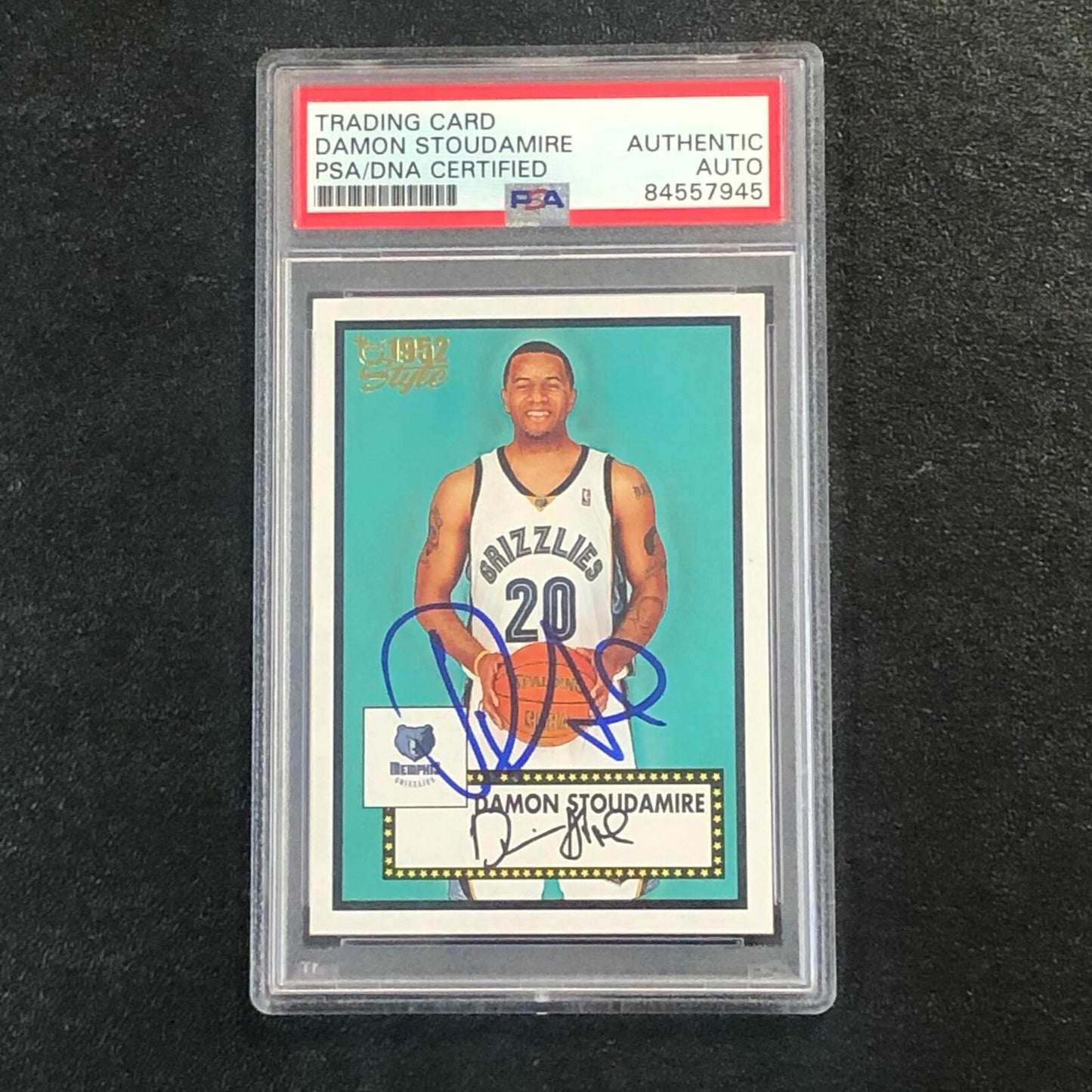 2005-06 Topps 1952 Style #14 Damon Stoudamire Signed Card AUTO PSA Slabbed Grizz