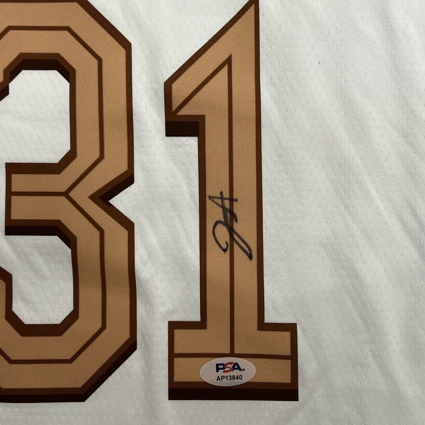 Jarrett Allen Signed Jersey PSA Cleveland Cavaliers Autographed