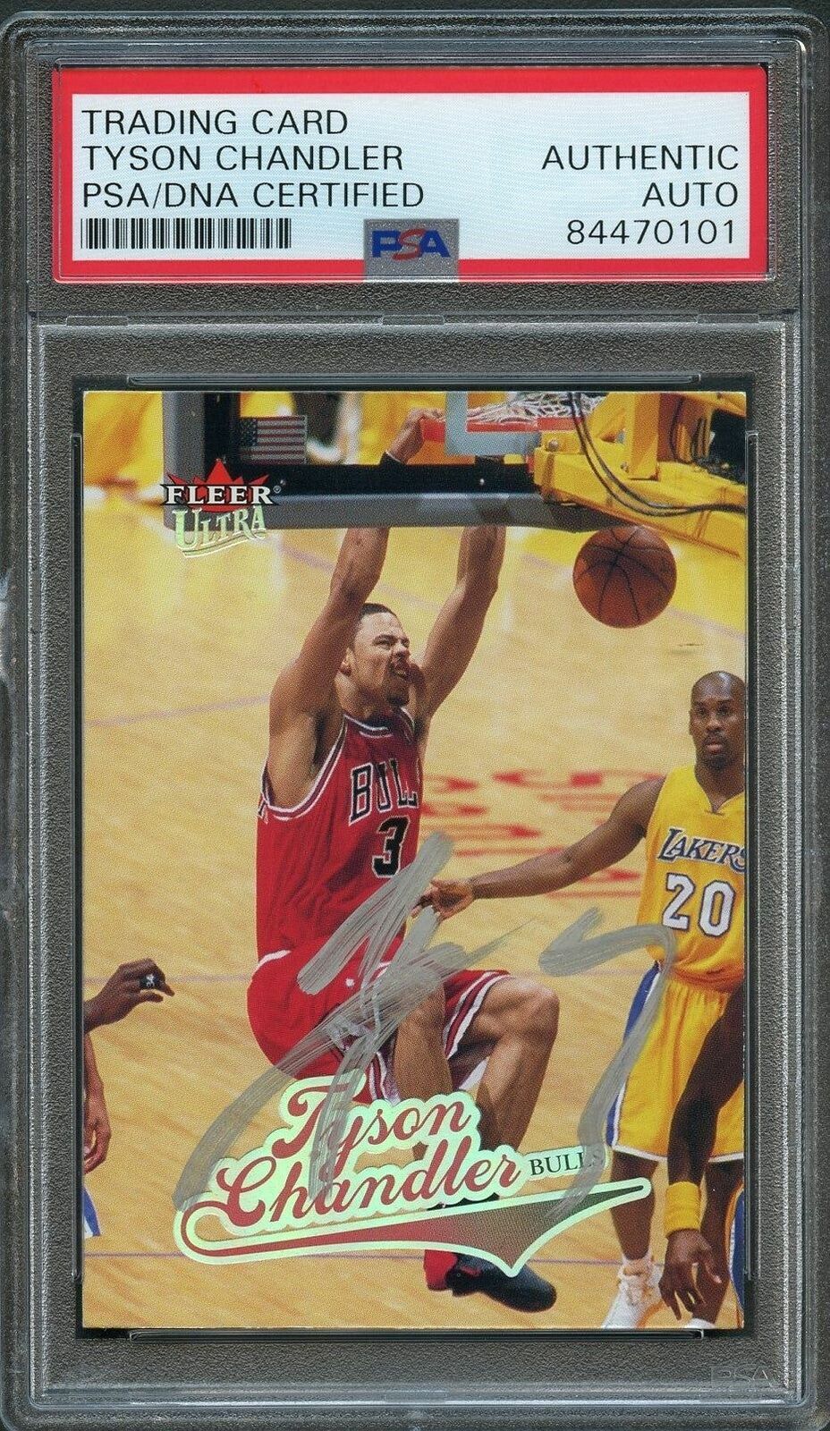 2004-05 Fleer Ultra #141 Tyson Chandler Signed Card AUTO PSA Slabbed