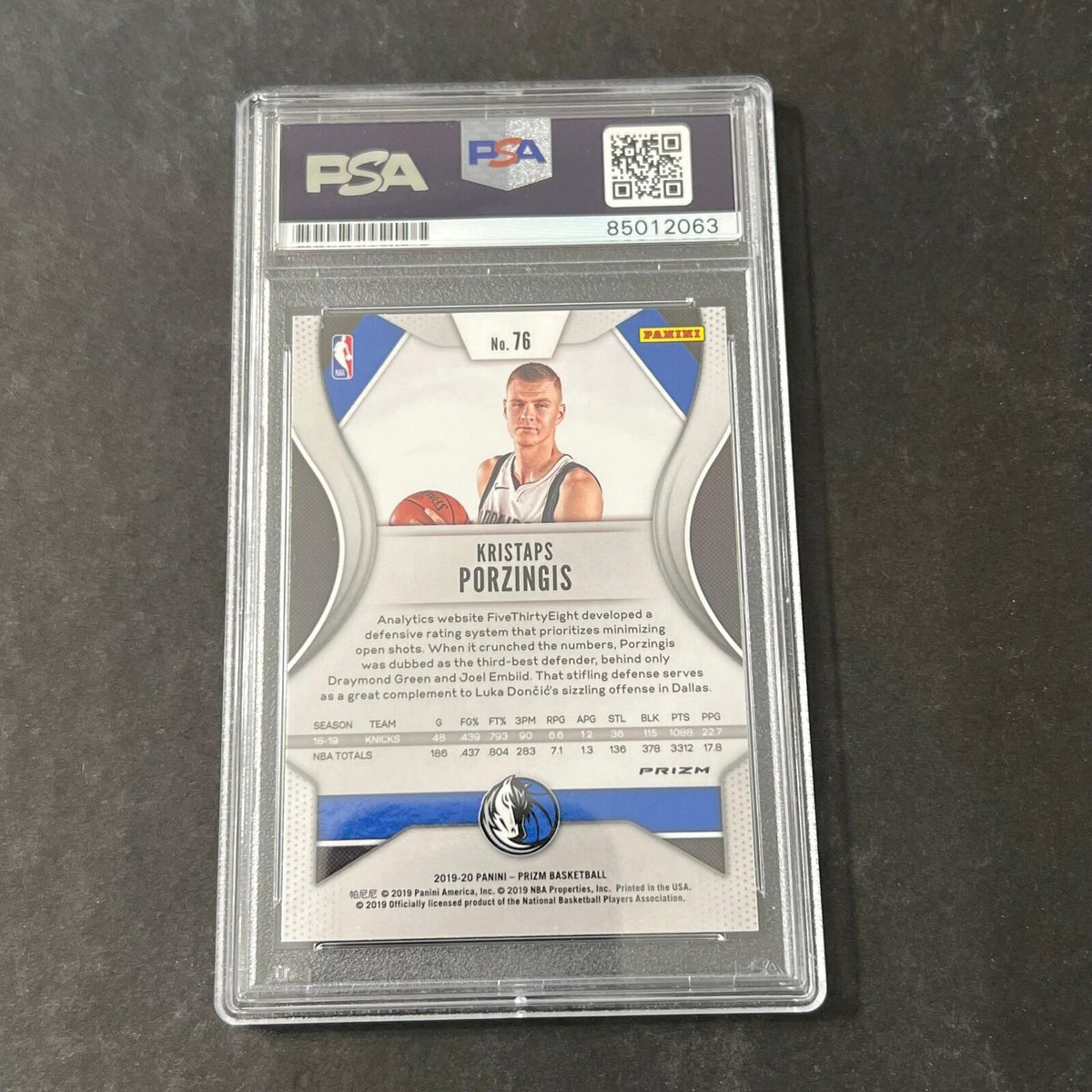 2019-20 Panini Prizm #76 Kristaps Porzingis Signed Card AUTO PSA Slabbed Maveric