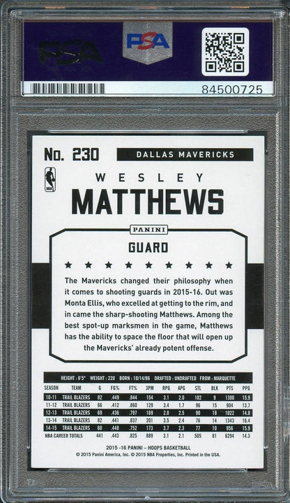 2015-16 NBA Hoops #230 Wesley Matthews Signed Card AUTO 10 PSA Slabbed Mavericks