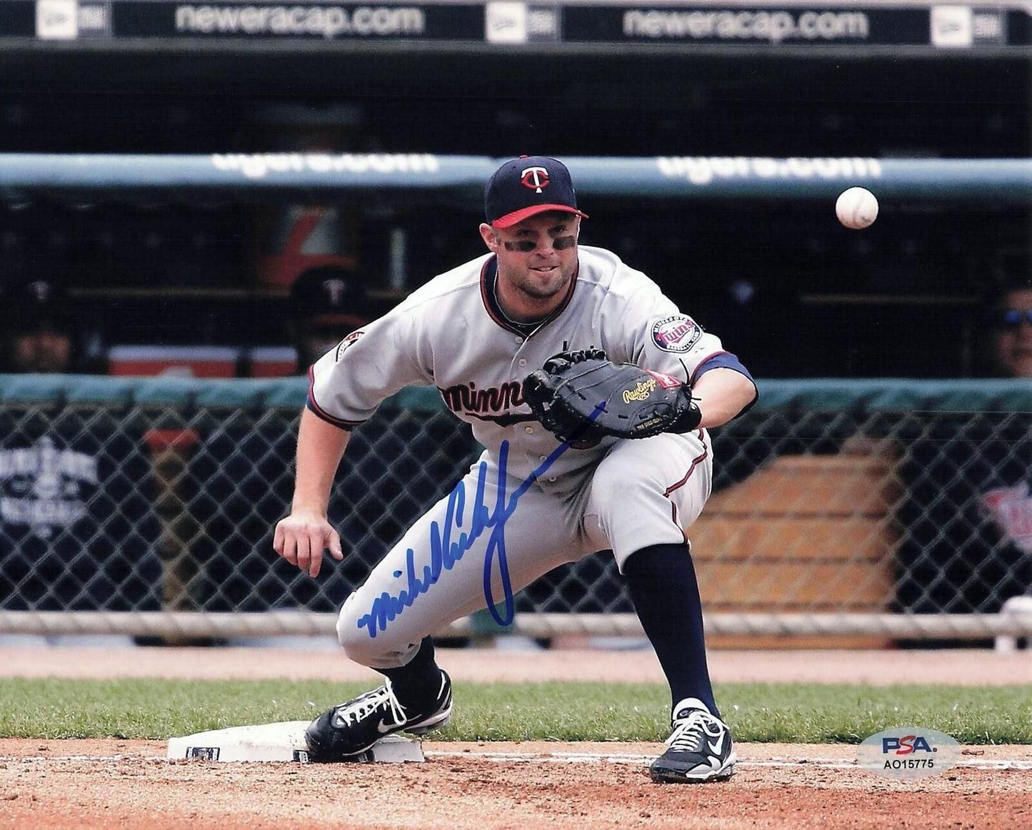 MICHAEL CUDDYER signed 8x10 photo PSA/DNA Minnesota Twins Autographed