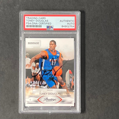 2009-10 Prestige Rookie #179 Toney Douglas Signed Card AUTO PSA Slabbed RC Knick