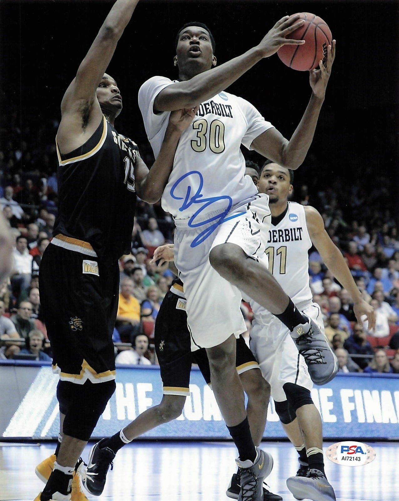 DAMIAN JONES signed 8x10 photo PSA/DNA Vanderbilt Autographed GSW