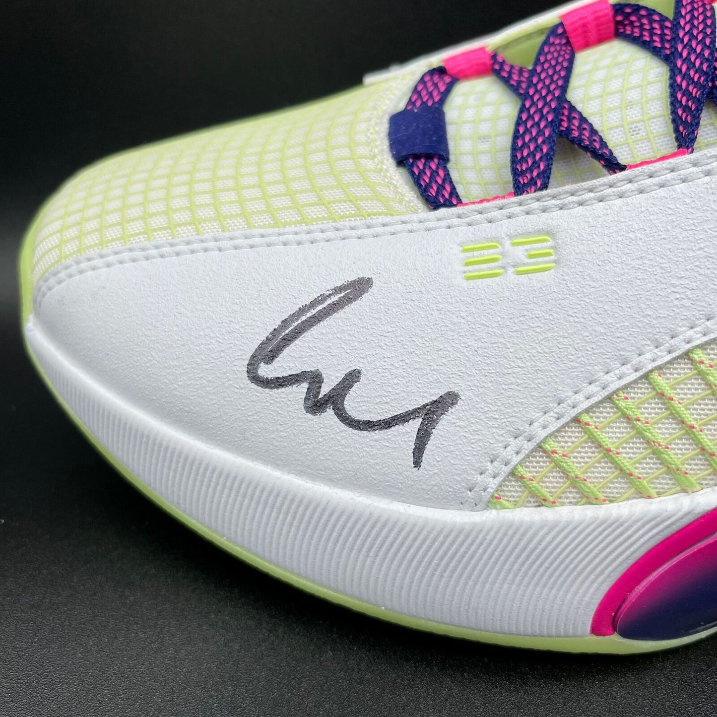 Luka Doncic signed Shoe PSA/DNA Autographed Los Angeles Lakers