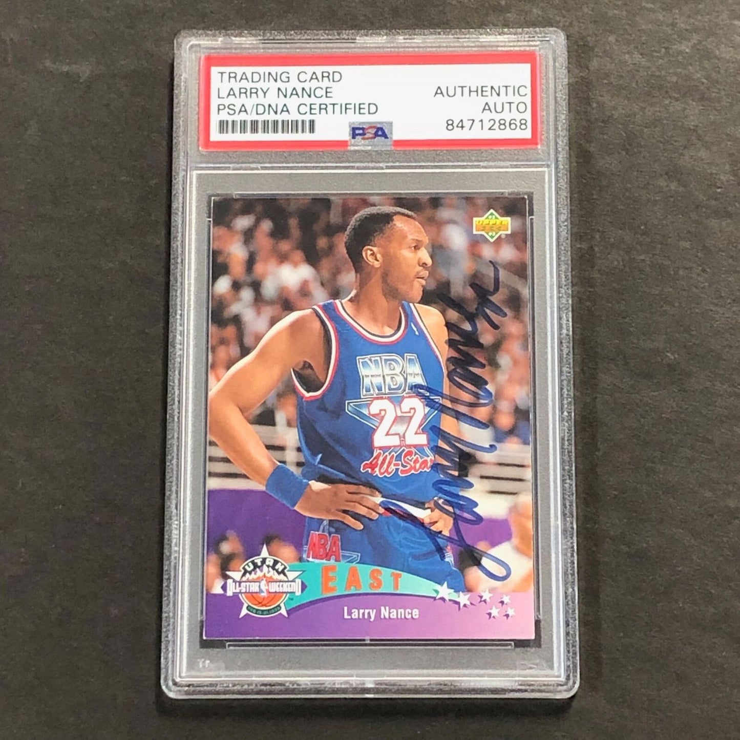 1993-94 Upper Deck #430 Larry Nance Signed Card PSA Slabbed All-Star Weekend