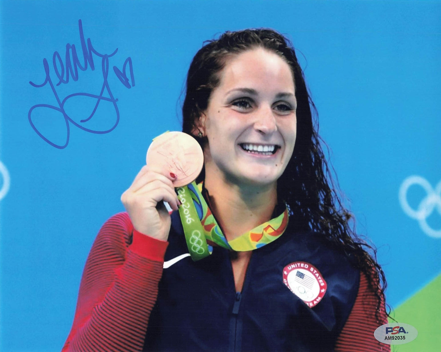 Leah Smith signed 8x10 photo PSA/DNA Autographed