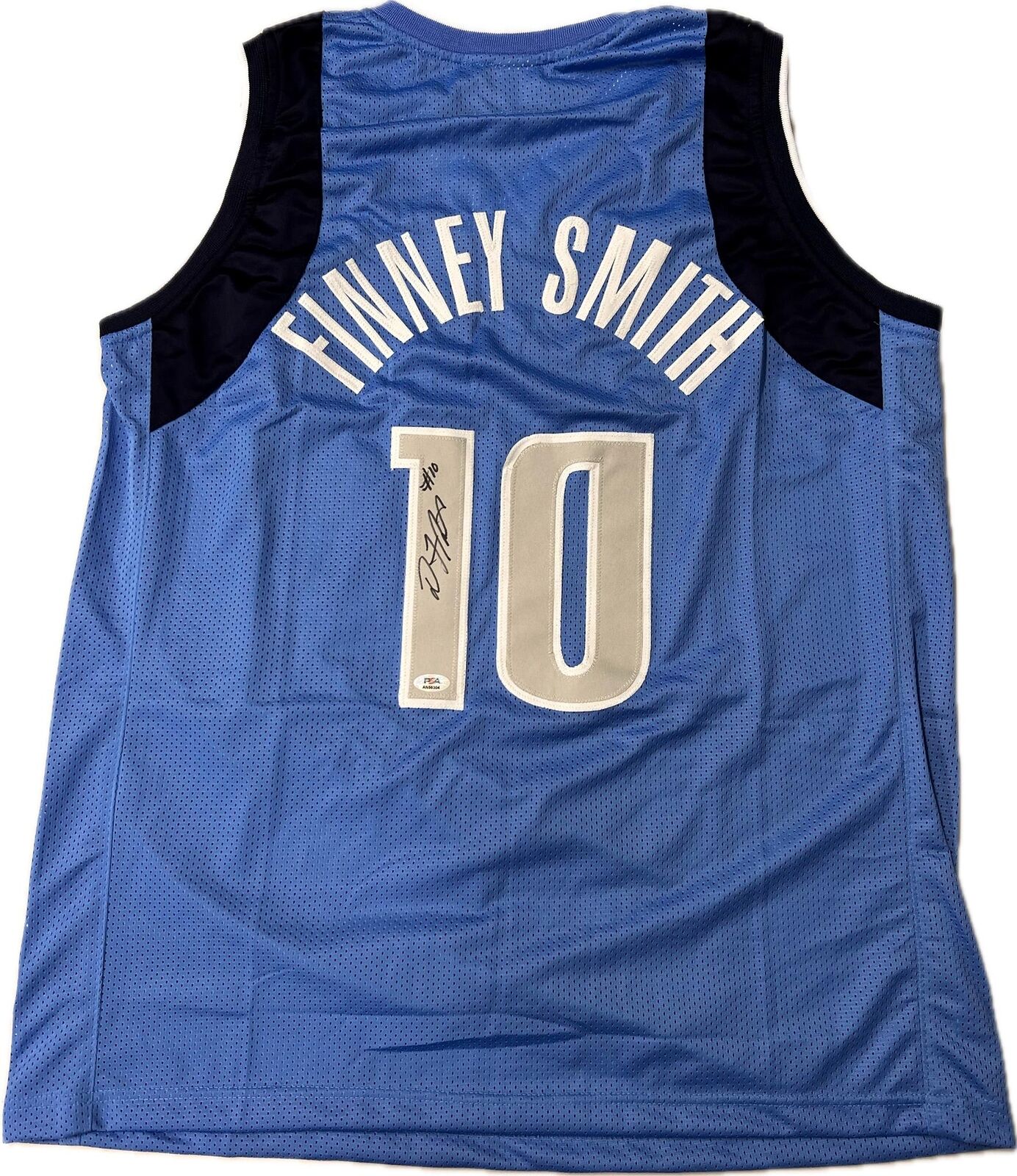 Dorian Finney-Smith signed jersey PSA/DNA Dallas Mavericks Autographed