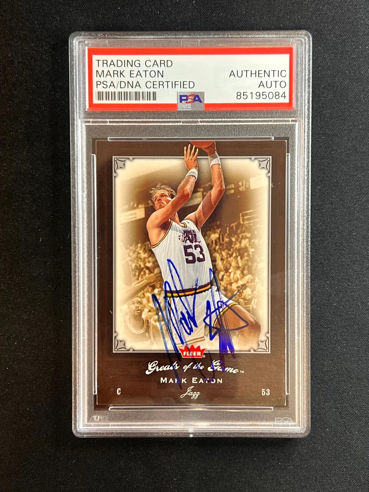 2005-06 Fleer Greats of the Game #25 Mark Eaton Signed Card AUTO PSA Slabbed Jaz