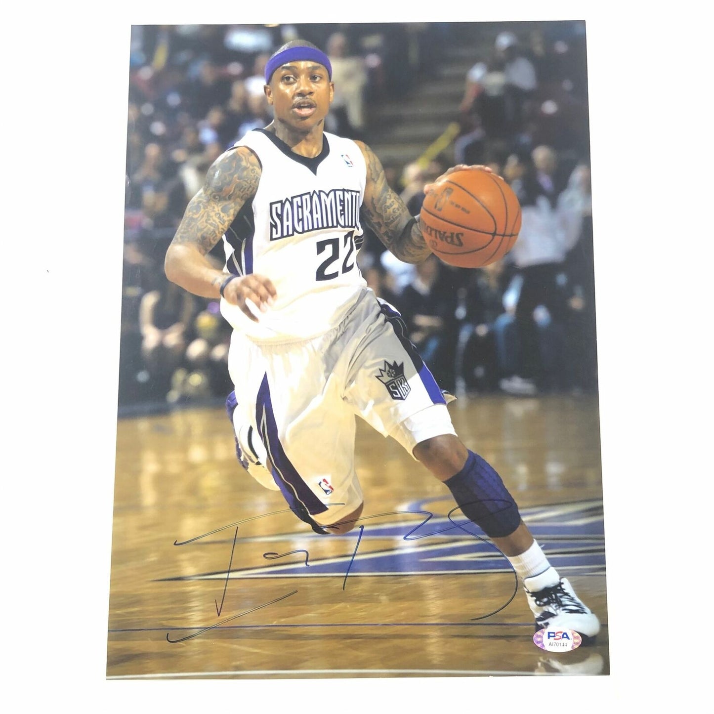 Isaiah Thomas signed 11x14 Photo PSA/DNA Sacramento Kings Autographed