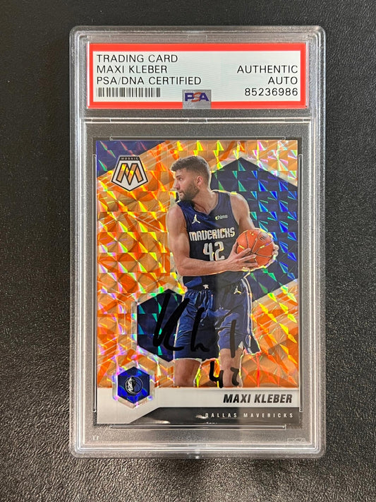 2020-21 Panini-Mosiac #192 Maxi Kleber Signed Card AUTO PSA/DNA Slabbed Maverick