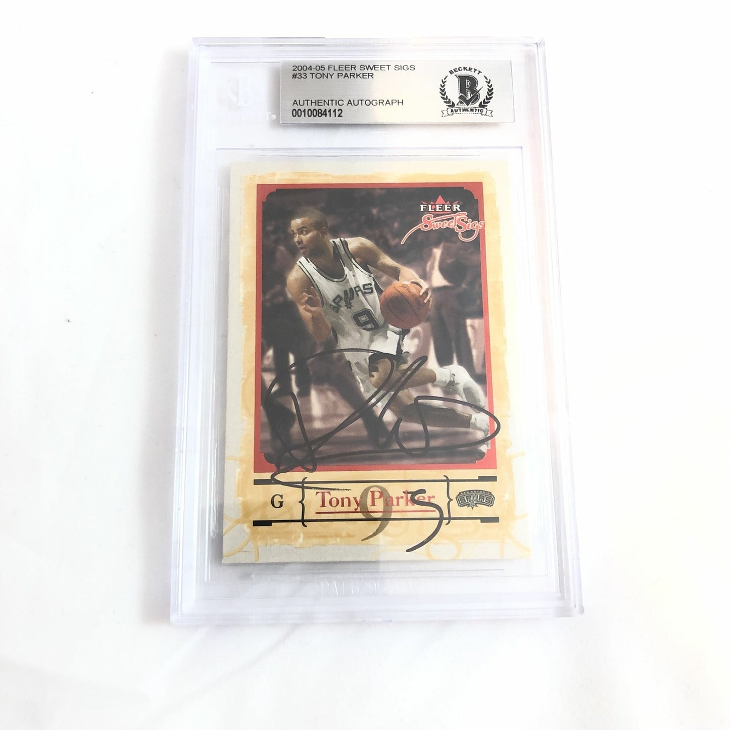 2003-04 Fleer Sweet Sigs Tony Parker Signed AUTO #33 BAS BGS Beckett Slabbed Aut
