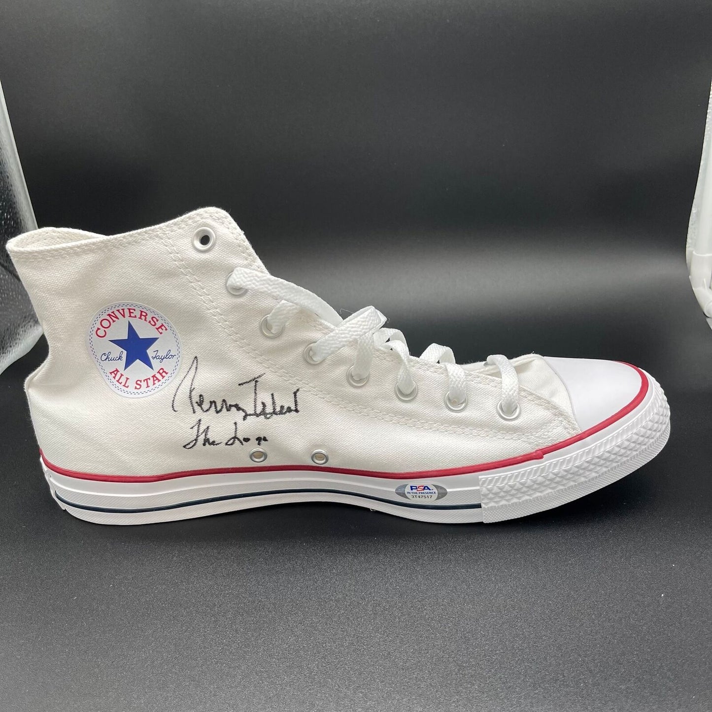 Jerry West signed Converse Chuck Taylor Left Shoe PSA/DNA Los Angeles Lakers