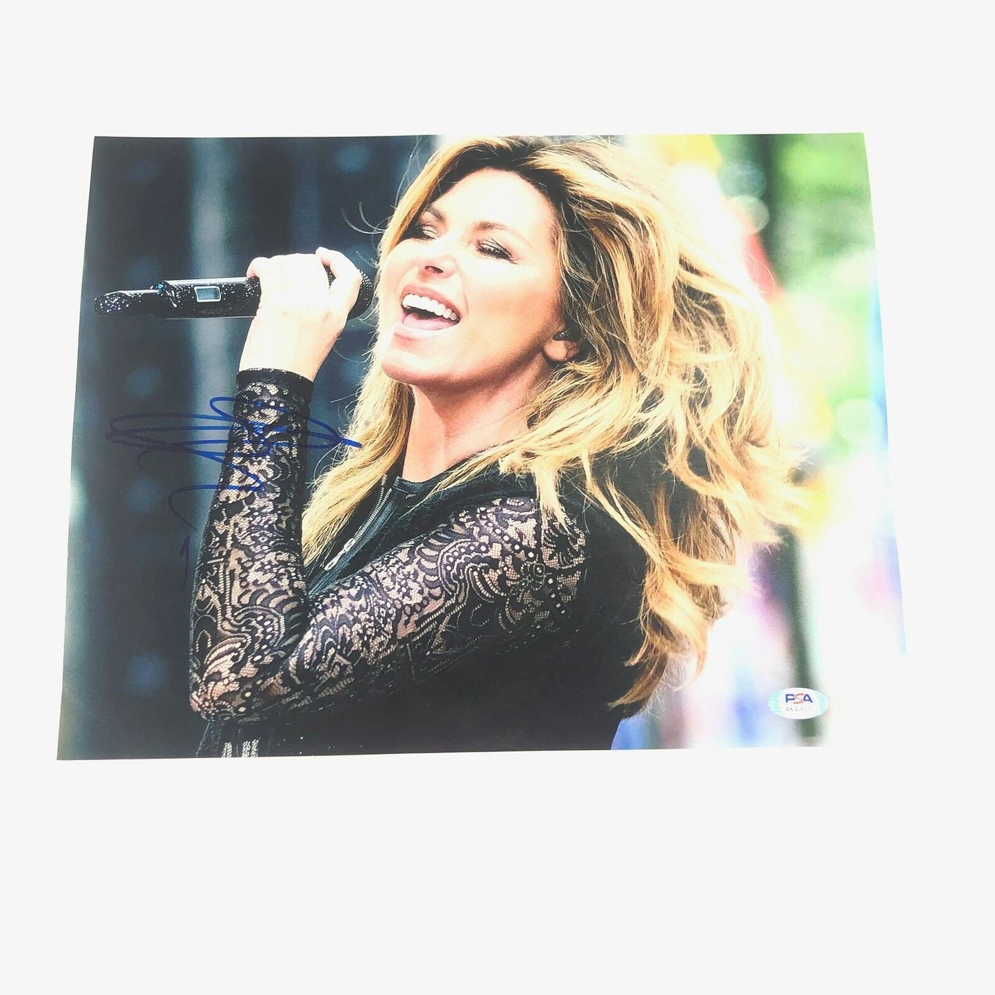 Shania Twain signed 11x14 photo PSA/DNA Autographed