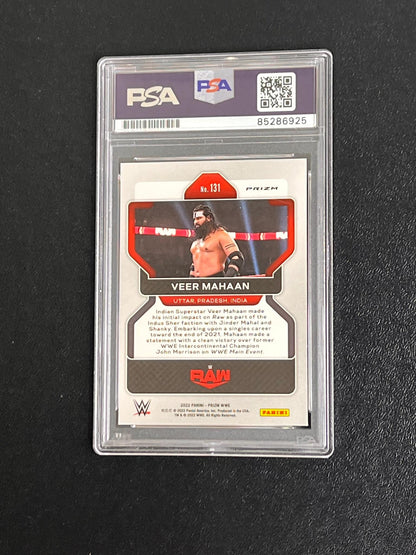 2022 Panini Select WWE RC #131 Veer Mahaan Signed Rookie Card AUTO PSA/DNA Slabb