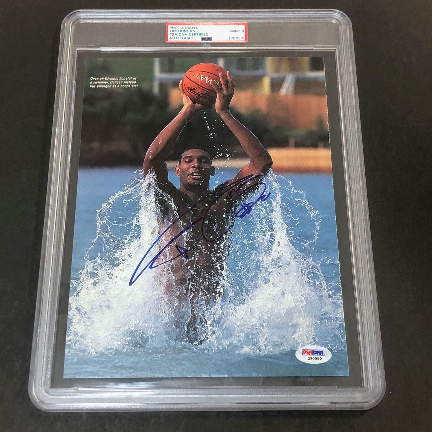 Tim Duncan signed 8x10 photo PSA/DNA Encapsulated Auto Grade 9