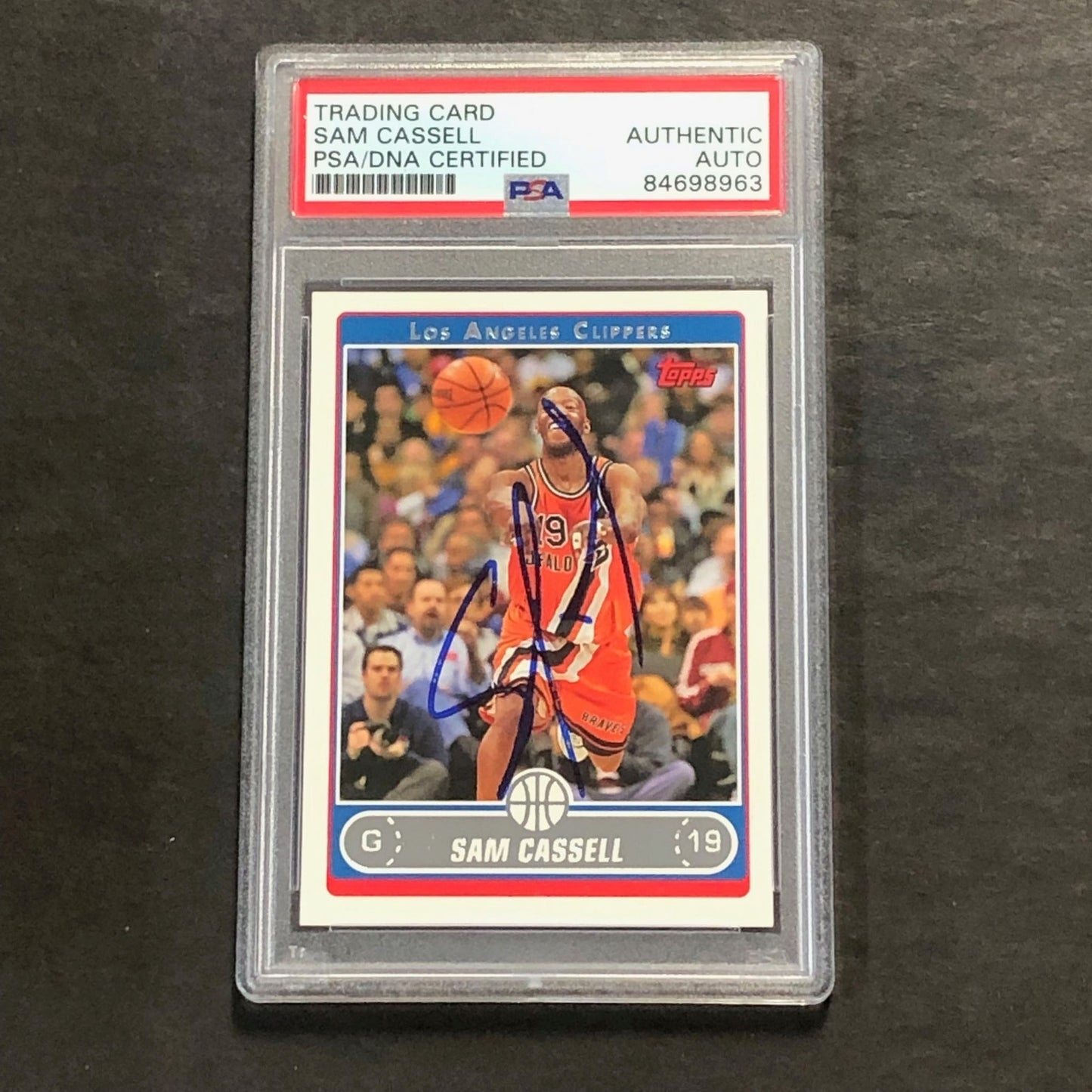 2009-10 Topps Basketball #130 Sam Cassell Signed Card AUTO PSA Slabbed Clippers