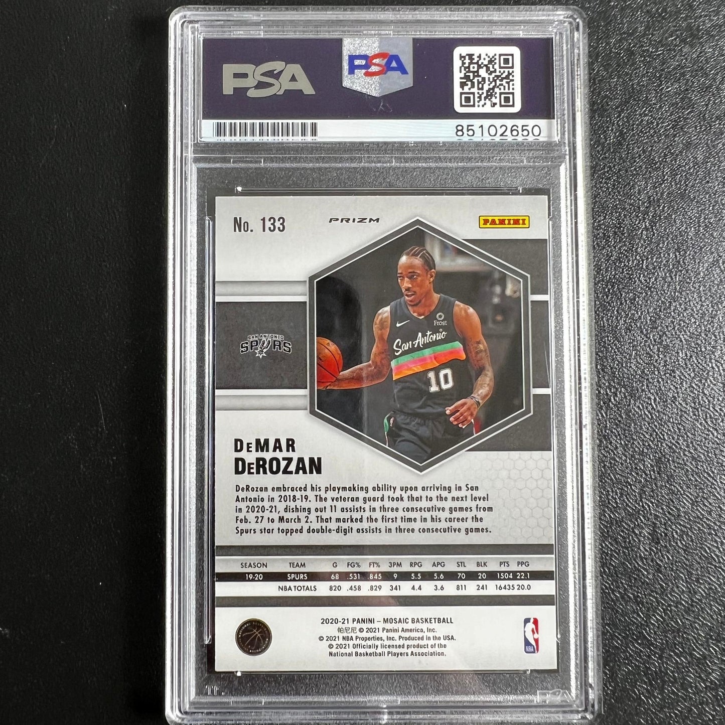 2020-21 Panini Mosaic #133 Demar DeRozan Signed AUTO PSA Slabbed Spurs