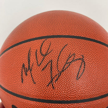 Michael Finley signed Spalding Basketball PSA/DNA Dallas Mavericks Autographed