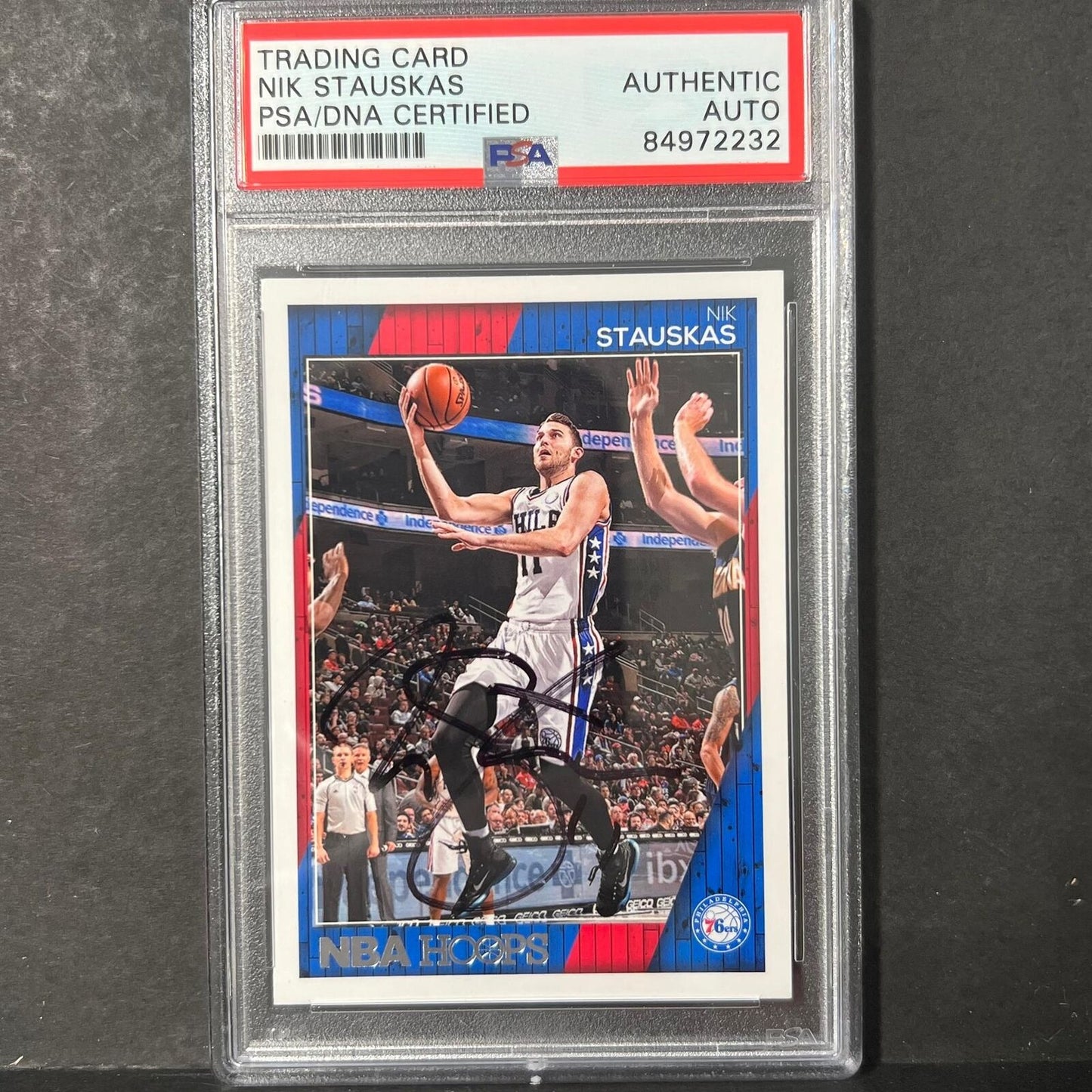 2016-17 NBA Hoops #161 Nik Stauskas Signed Card AUTO PSA Slabbed 76ers