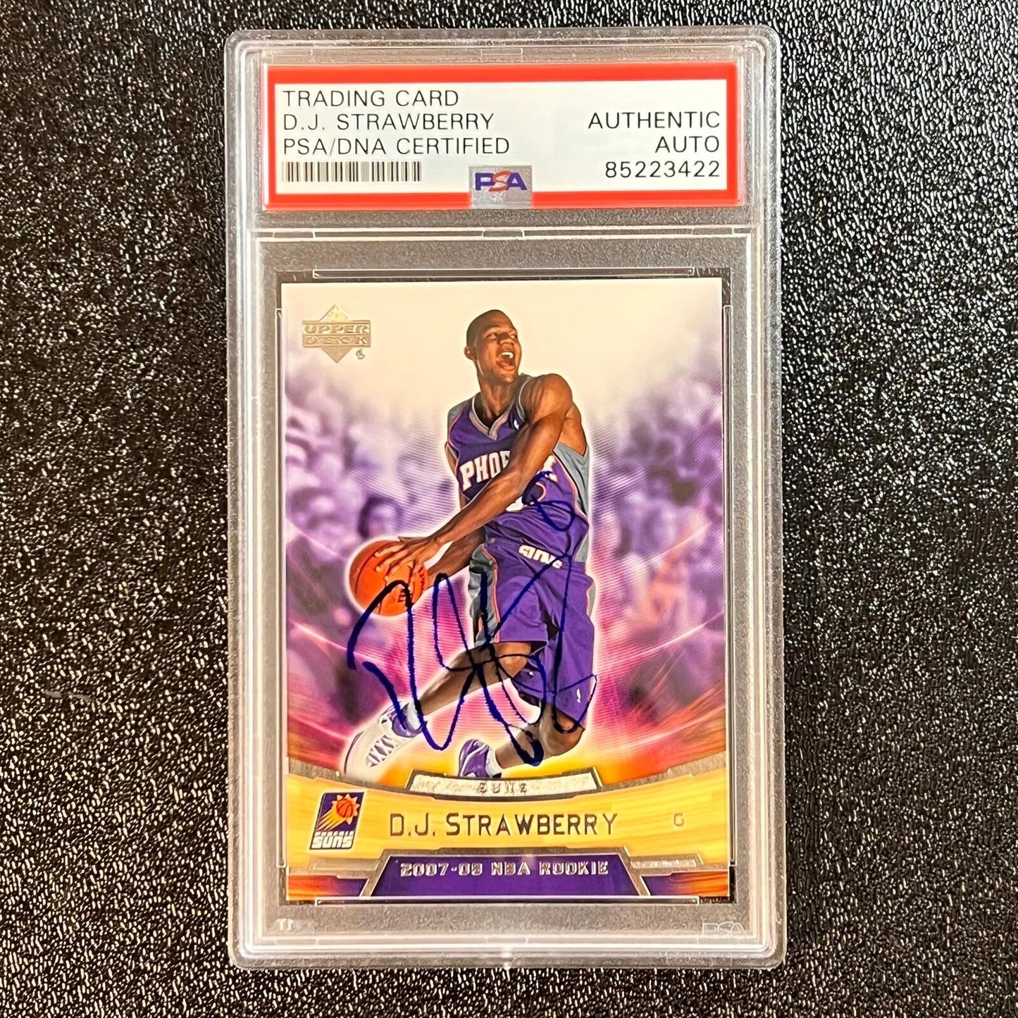 2007-08 Upper Deck NBA Rookie #22 D.J. Strawberry Signed Card AUTO PSA Slabbed S