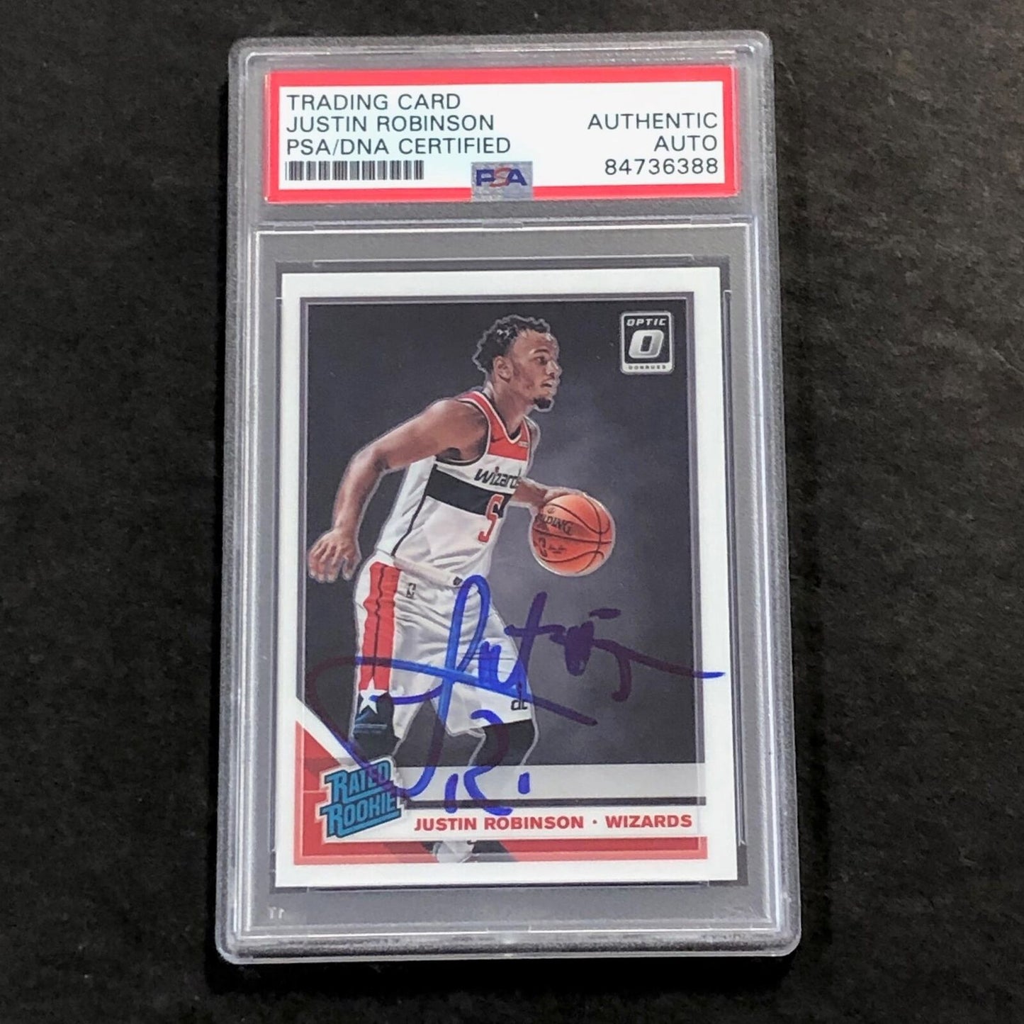 2019-20 OPTIC RATED ROOKIE #174 JUSTIN ROBINSON Signed Rookie Card AUTO PSA Slab