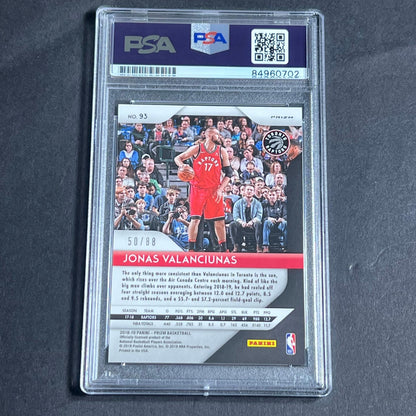 2018-19 Panini Prizm Cracked Red Ice #93 Jonas Valanciunas Signed Card AUTO PSA