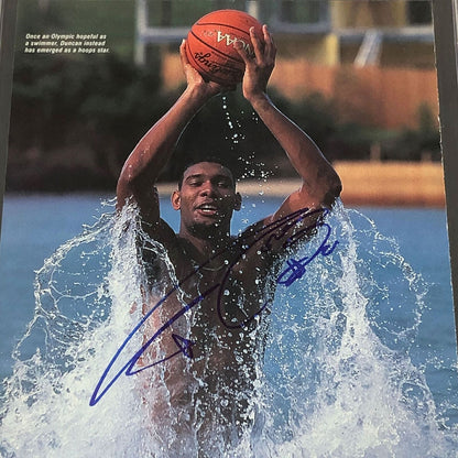 Tim Duncan signed 8x10 photo PSA/DNA Encapsulated Auto Grade 9