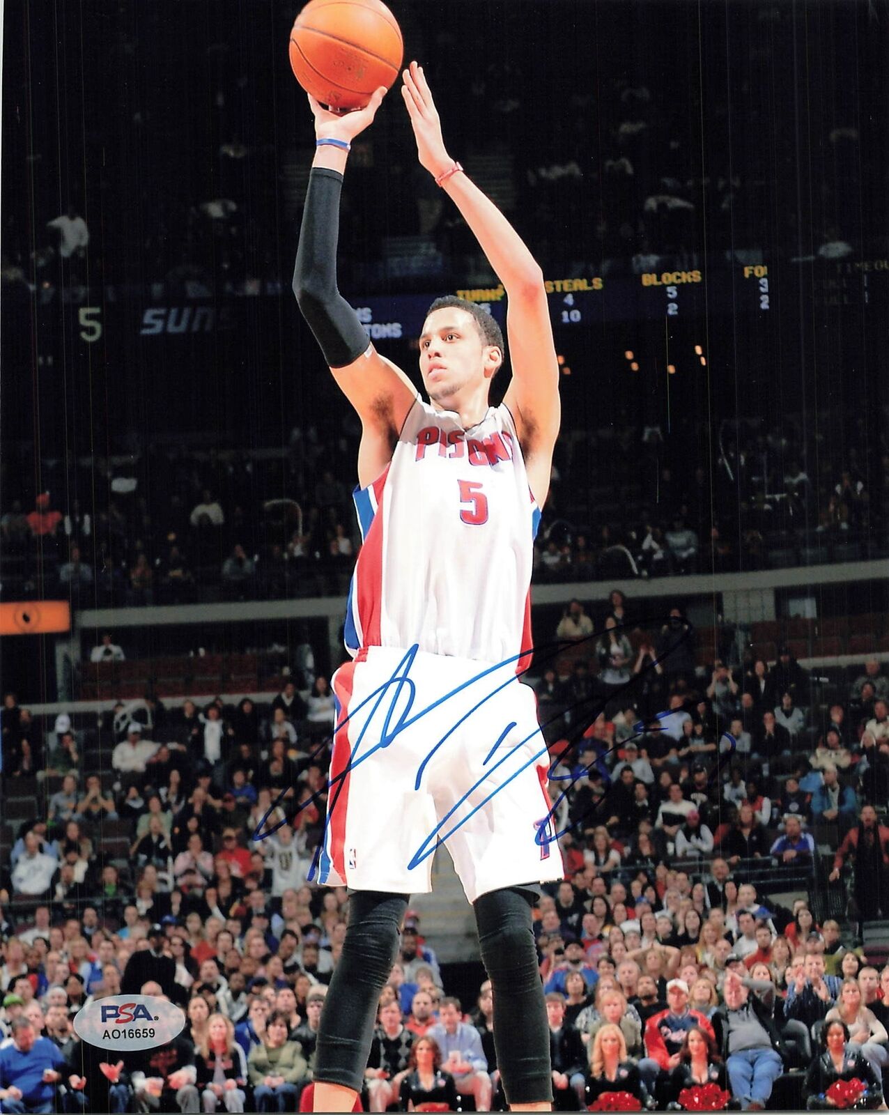 Austin Daye signed 8x10 photo PSA/DNA Detroit Pistons Autographed