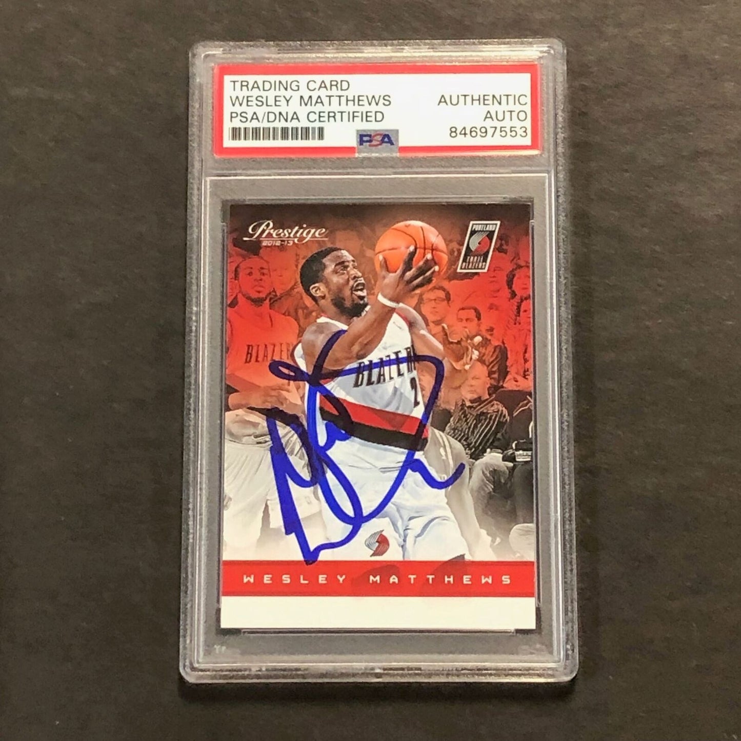 2011-12 Panini Prestige #98 Wesley Matthews Signed Card PSA Slabbed