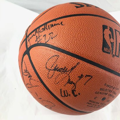 1997-98 Seattle Supersonics Team Signed Basketball PSA/DNA Autographed