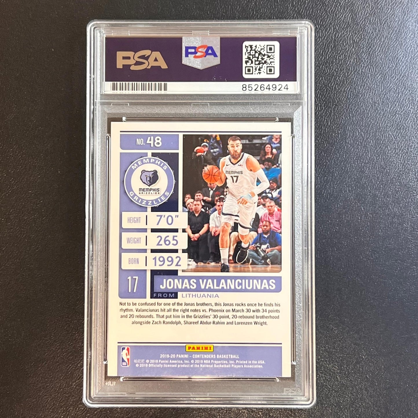 2019-20 Panini Contenders Basketball #48 Jonas Valanciunas Signed Card AUTO PSA
