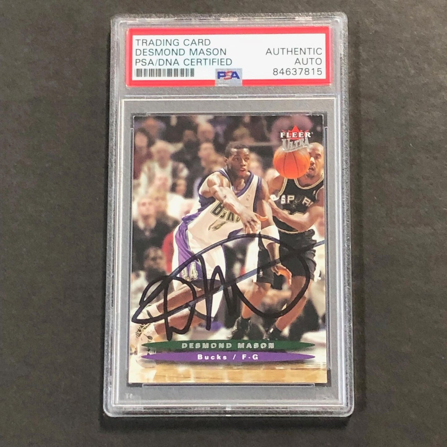 2003-04 Fleer Ultra #81 Desmond Mason Signed Card Auto PSA/DNA Slabbed Bucks