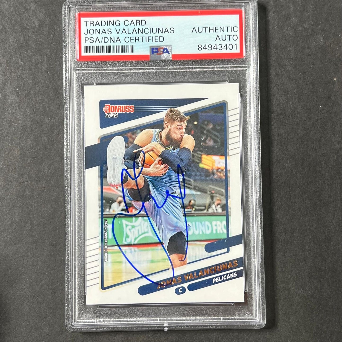 2021-22 Panini Donruss #46 Jonas Valanciunas Signed Card AUTO PSA Slabbed Pelica