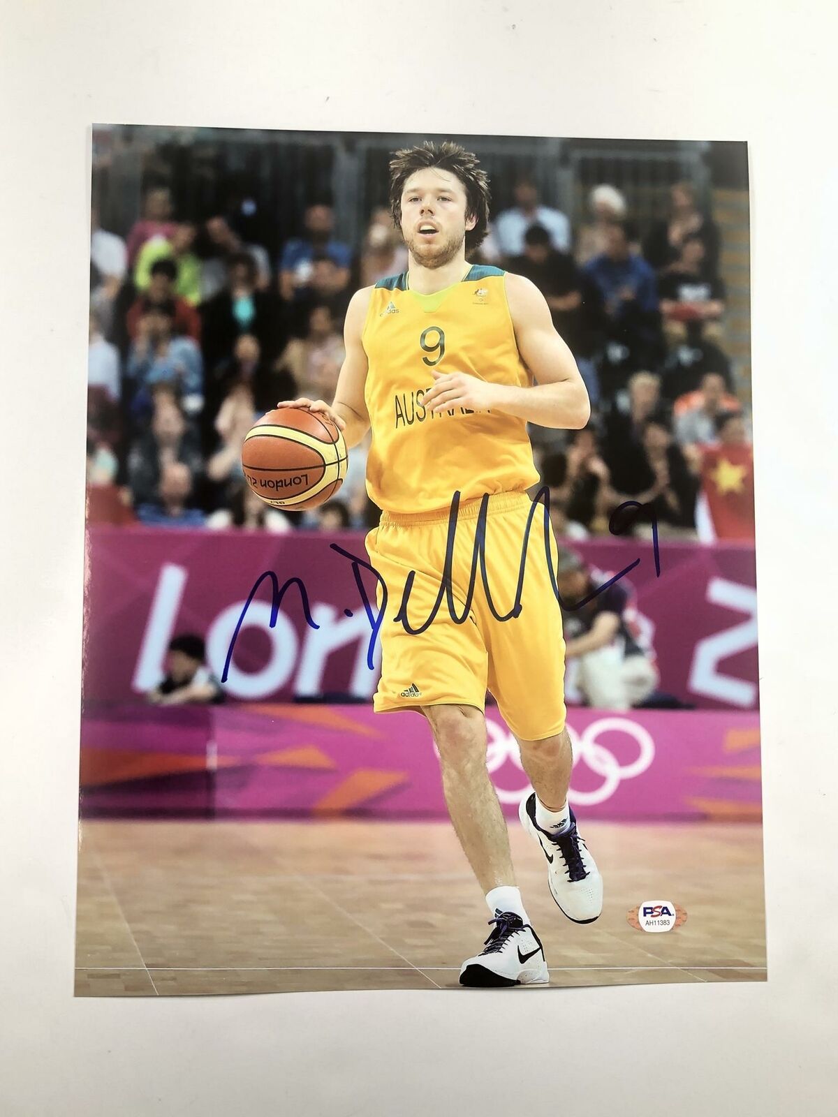 Matthew Dellavedova signed 11x14 photo PSA/DNA Australia Cavaliers Autographed