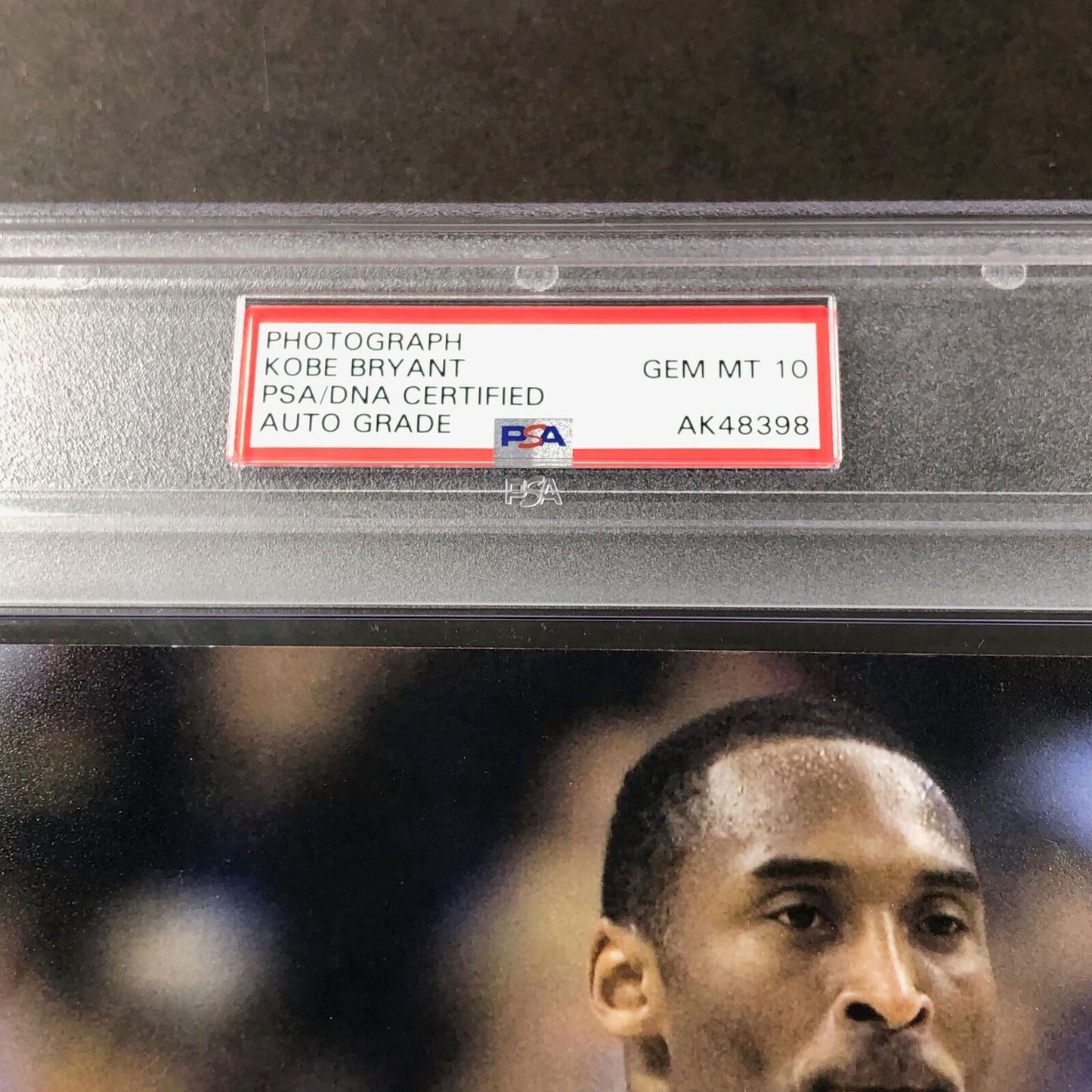 Kobe Bryant Signed 8x10 Photo PSA/DNA Encapsulated Auto 10 Gem Mint Lakers