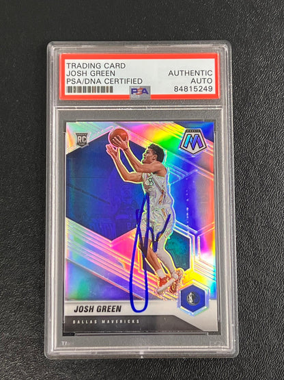 2020-21 Panini Mosaic RC #230 Josh Green Signed Card AUTO PSA/DNA Slabbed RC Mav