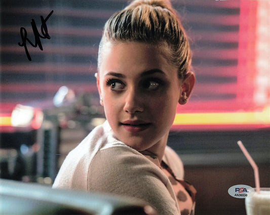 LILI REINHART signed 8x10 photo PSA/DNA Autographed