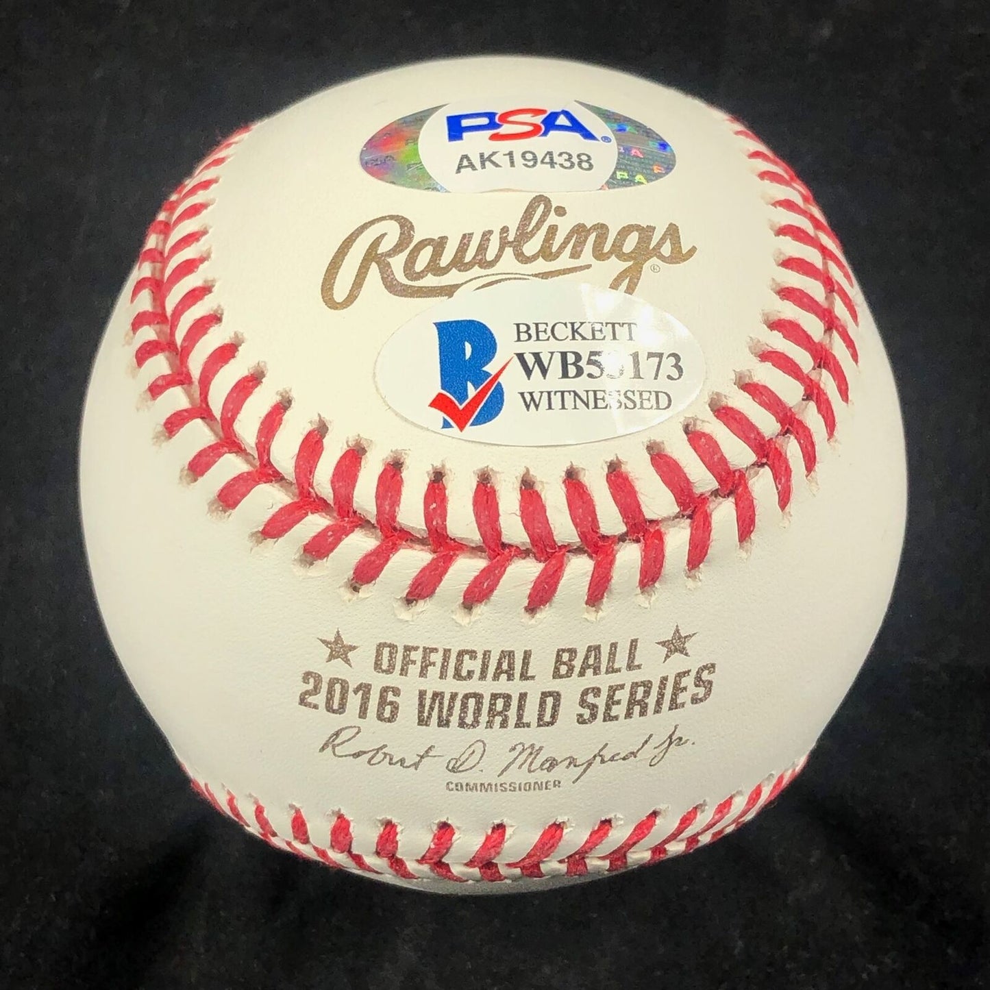 Aroldis Chapman signed 2016 World Series baseball PSA/DNA Chicago Cubs autograph