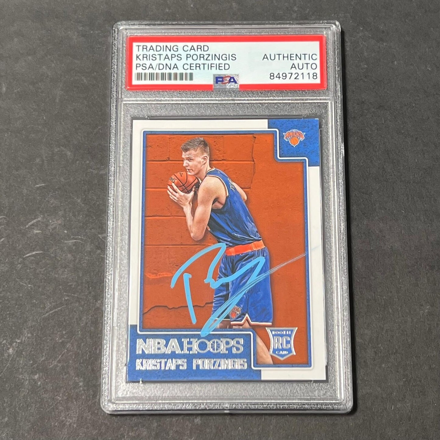 Panini Hoops #261 Kristaps Porzingis Signed Card AUTO PSA Slabbed RC Knicks