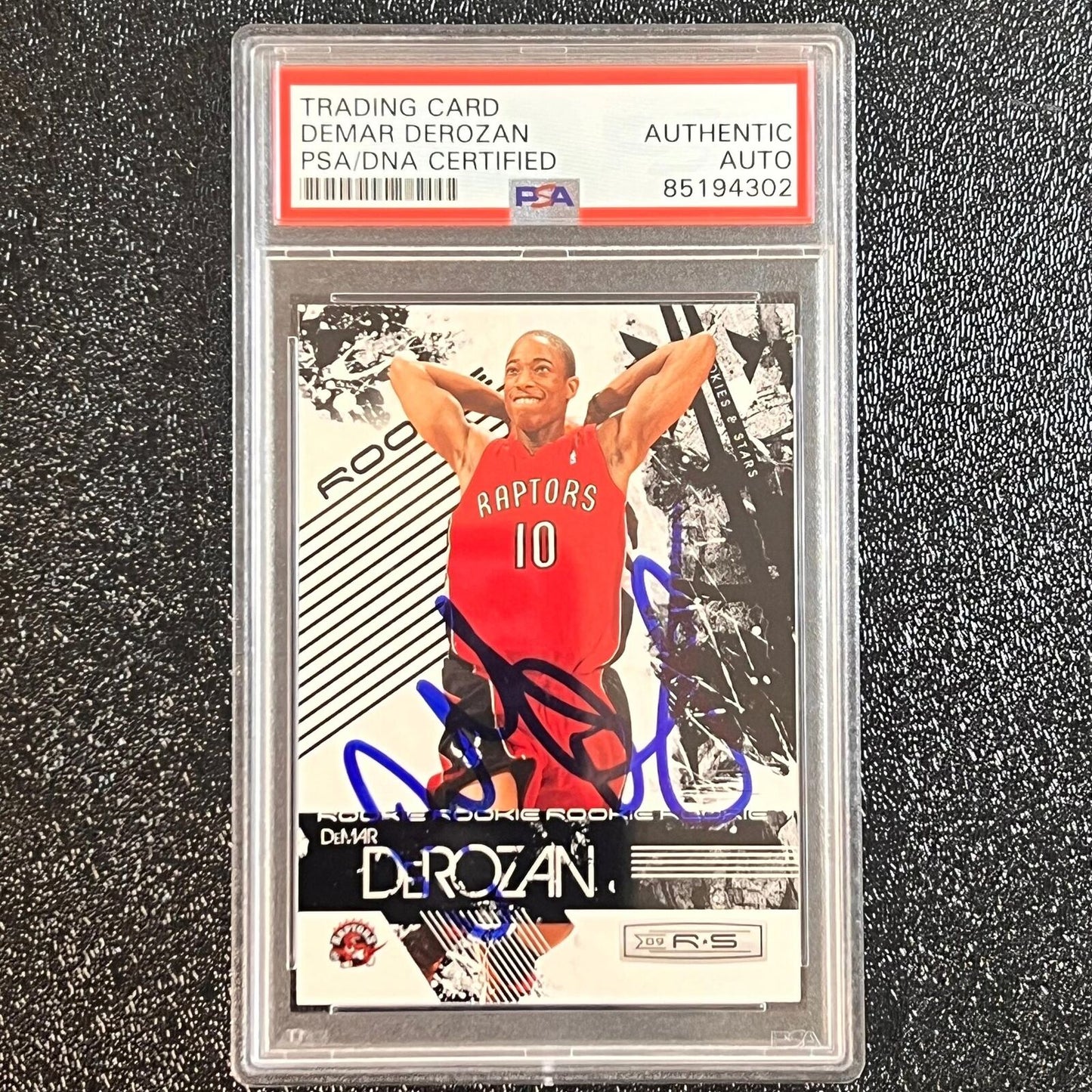 2009 Panini Rookie Stars #127 Demar DeRozan Signed AUTO PSA Slabbed RC Raptors