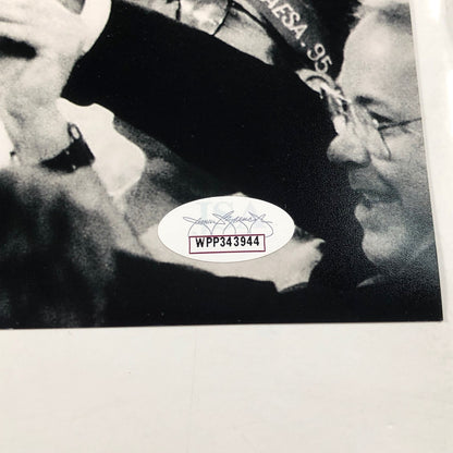 Julio Cesar Chavez signed 11x14 photo JSA Boxer Autographed