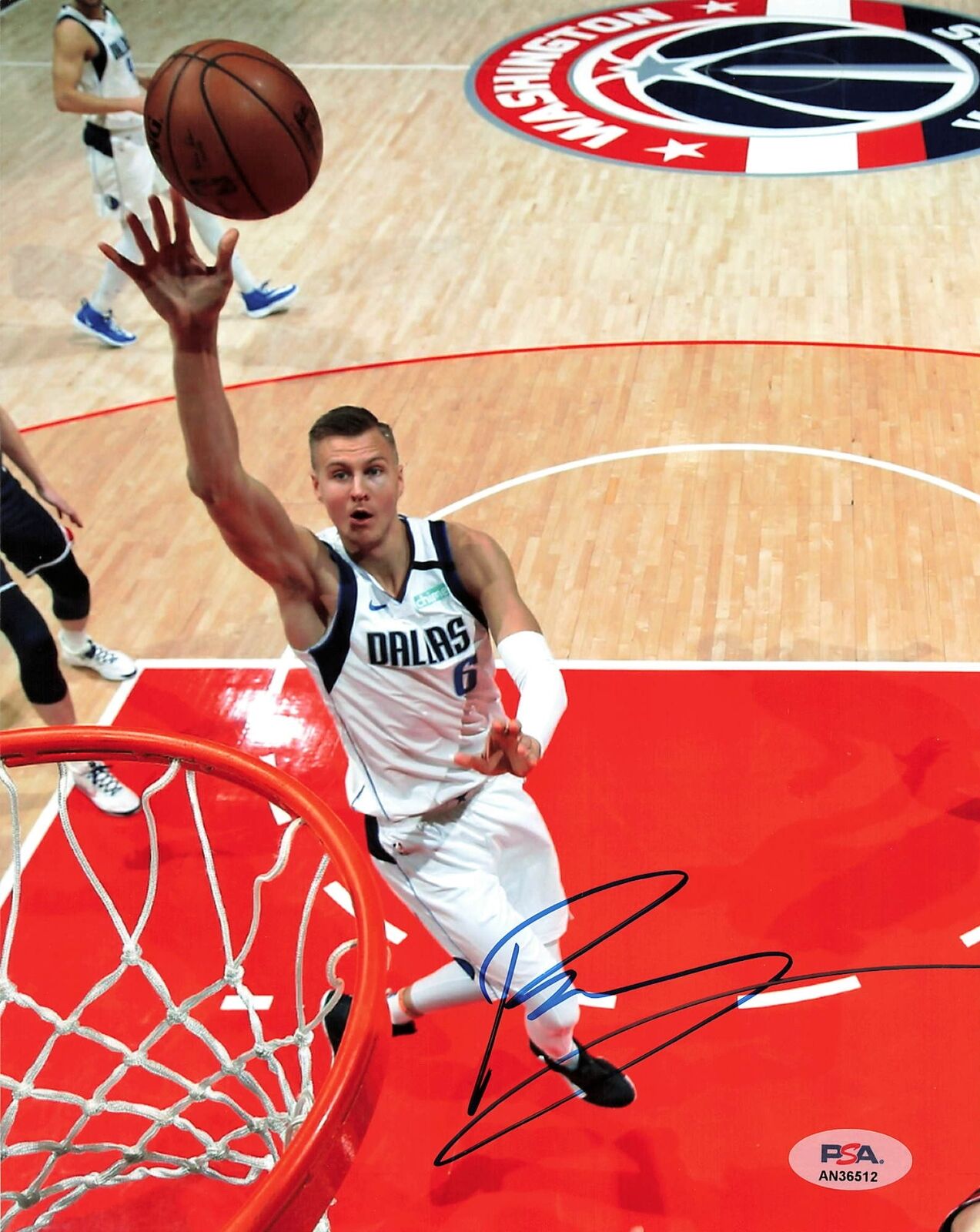 Kristaps Porzingis signed 8x10 photo PSA/DNA New York Knicks Mavericks