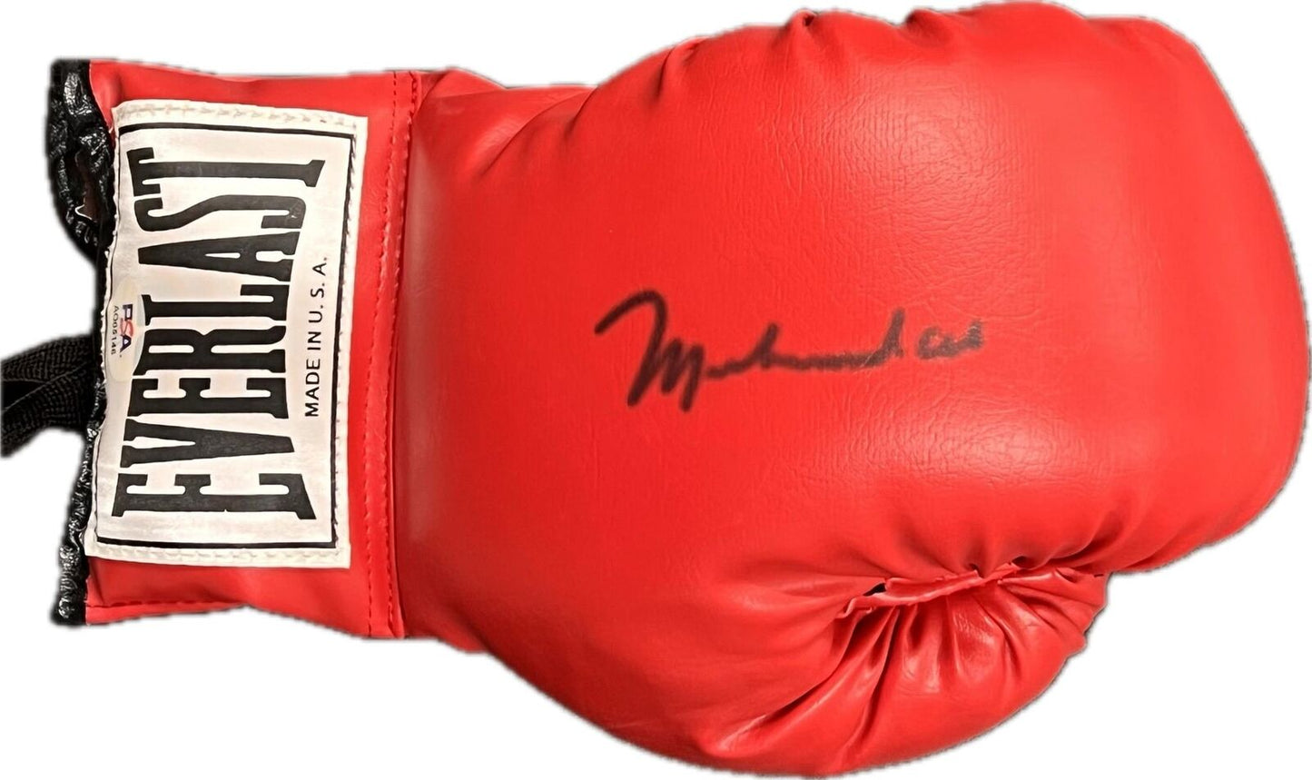 Muhammad Ali Signed Boxing Glove PSA/DNA Boxing LOA Cassius Clay