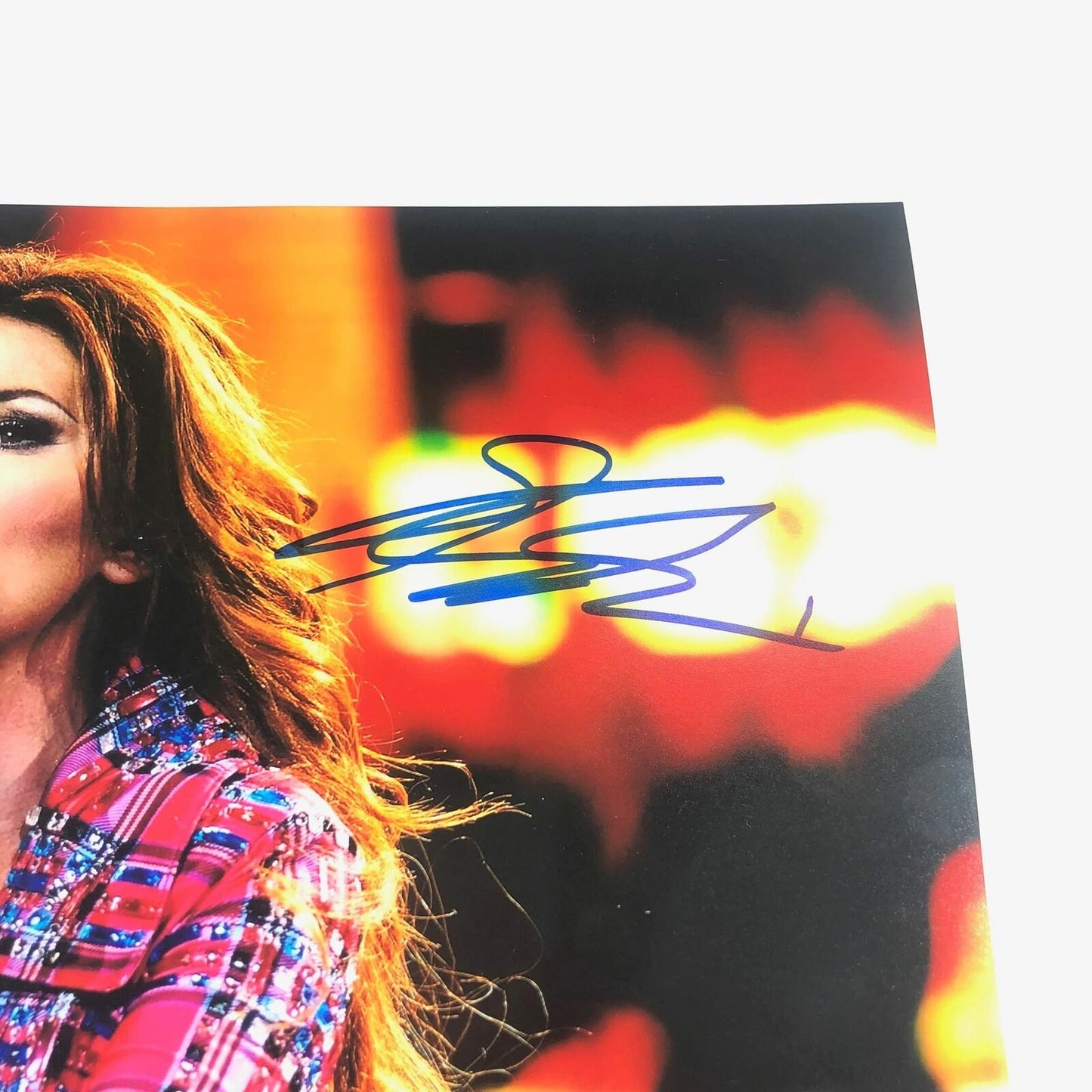 Shania Twain signed 11x14 photo PSA/DNA Autographed