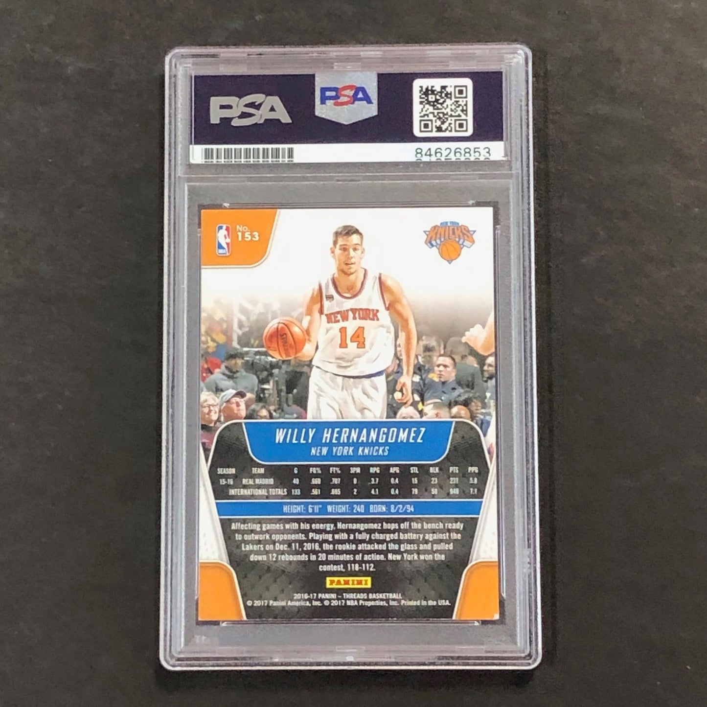 2016-17 Panini Threads #153 Willy Hernangomez Signed Card AUTO 10 PSA Slabbed RC