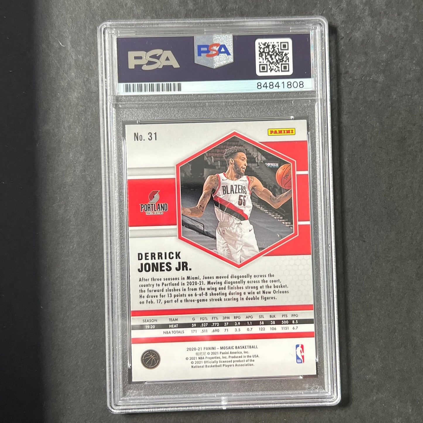 2020-21 Panini Mosaic #31 Derrick Jones Jr. Signed Card AUTO PSA/DNA Slabbed Bla