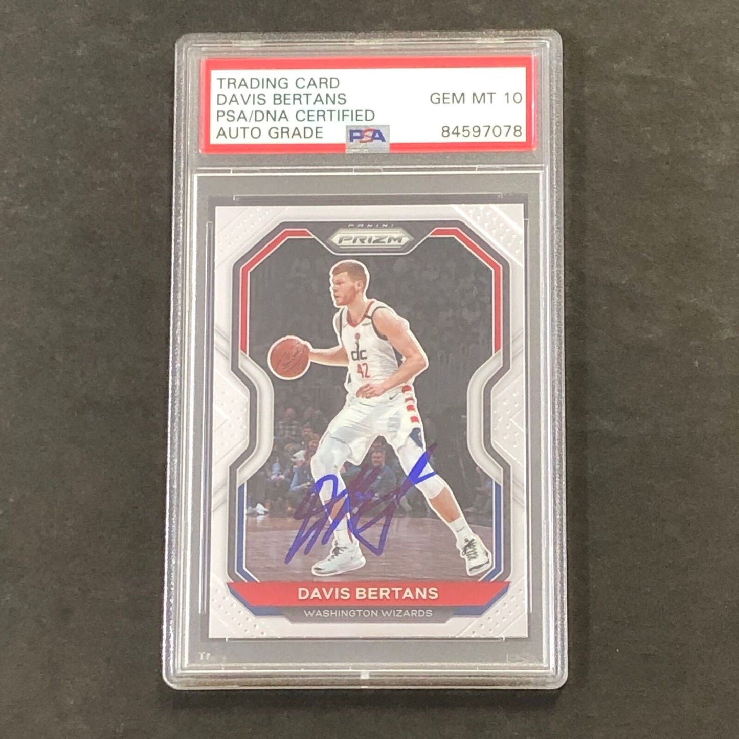 2020-21 Panini Prizm #98 Davis Bertans Signed Card AUTO 10 PSA/DNA Slabbed Wizar